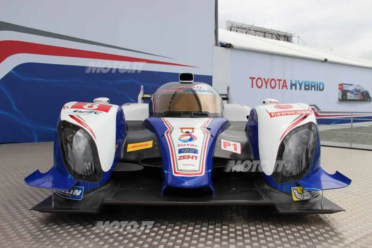 Alex Wurz, Toyota TS030 Hybrid: «Le Audi sono più veloci, ma noi puntiamo sulla strategia» (10)
