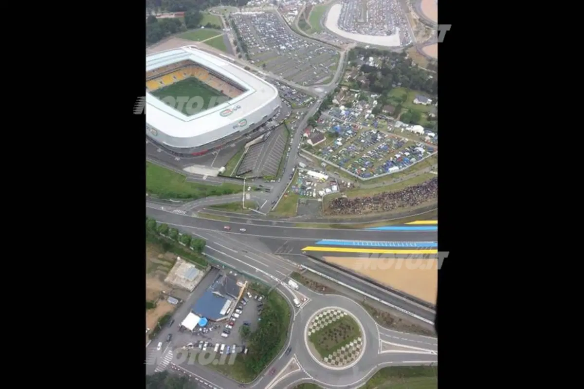 Le Mans 2013: in volo con l’elicottero sul Circuit de La Sarthe (8)