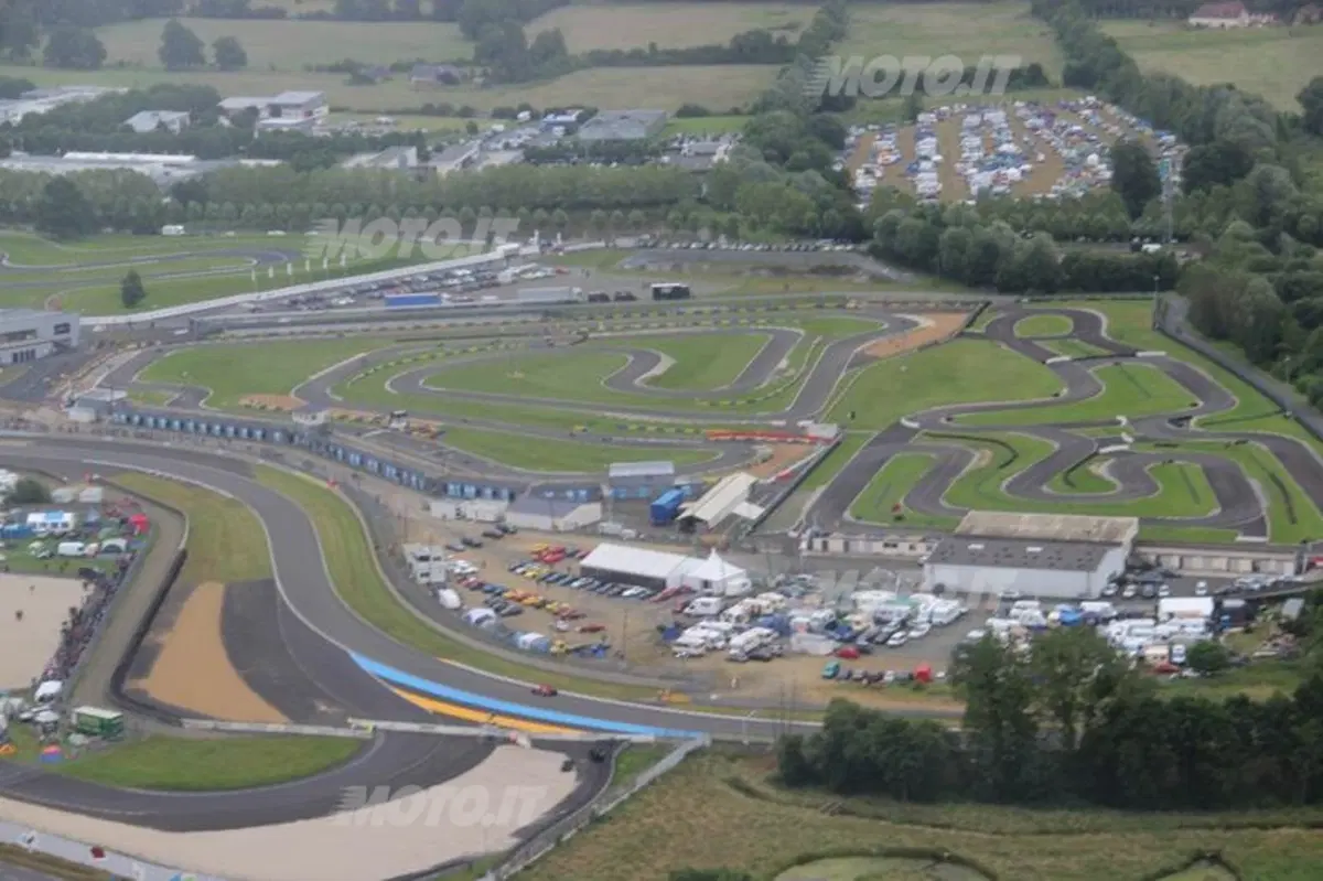 Le Mans 2013: in volo con l’elicottero sul Circuit de La Sarthe (14)