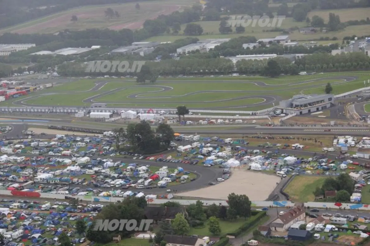 Le Mans 2013: in volo con l’elicottero sul Circuit de La Sarthe (16)