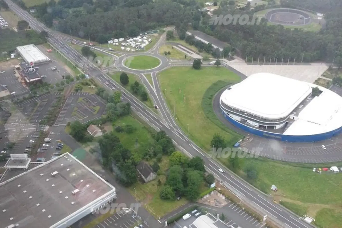 Le Mans 2013: in volo con l’elicottero sul Circuit de La Sarthe (18)