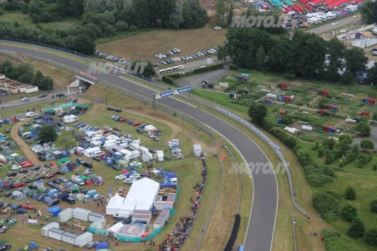 Le Mans 2013: in volo con l’elicottero sul Circuit de La Sarthe (19)