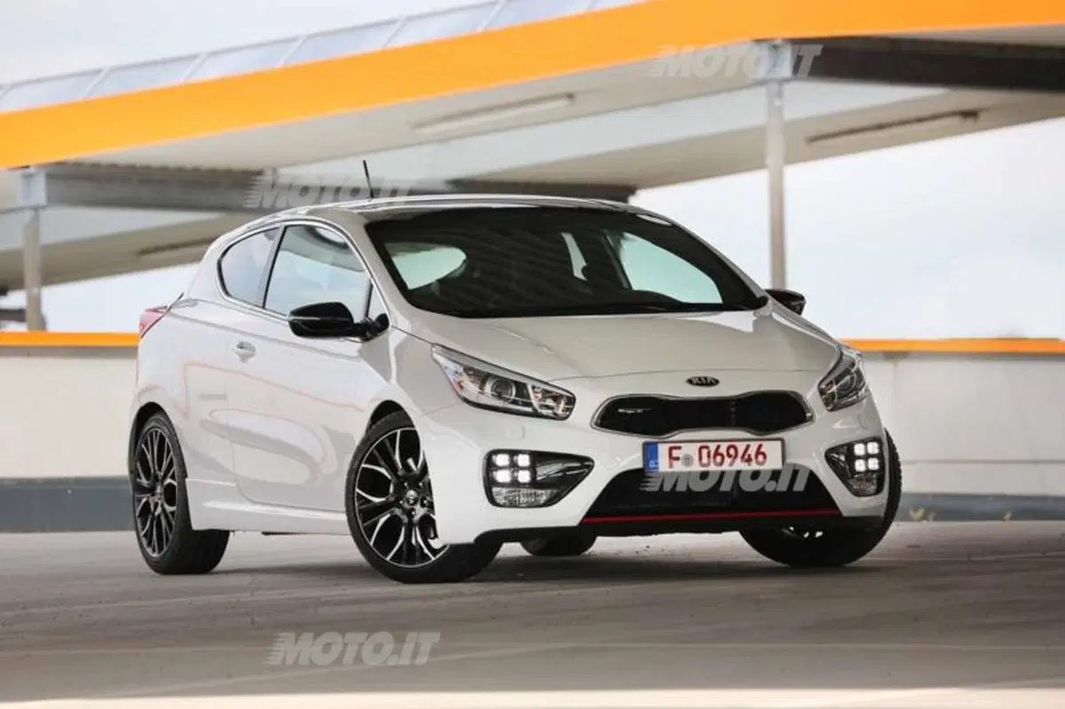 Kia Pro_Cee'd GT (24)
