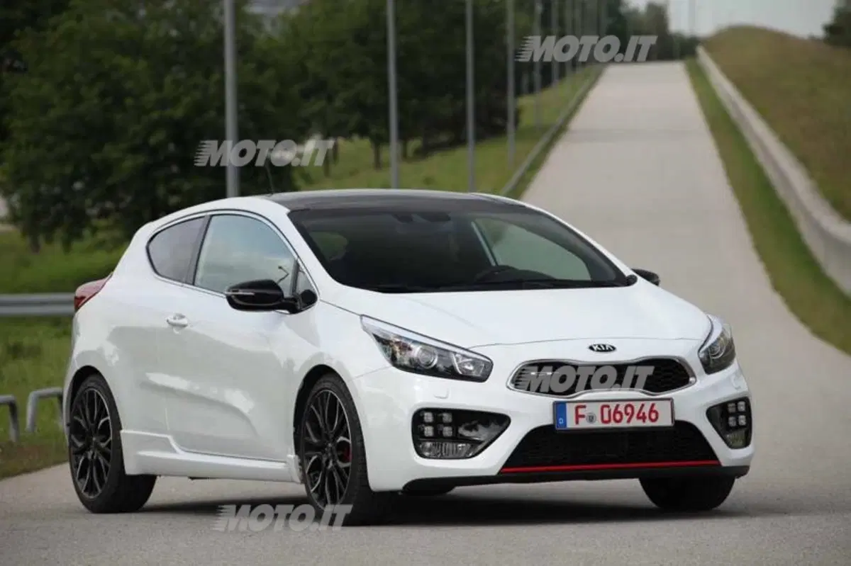 Kia Pro_Cee'd GT (26)