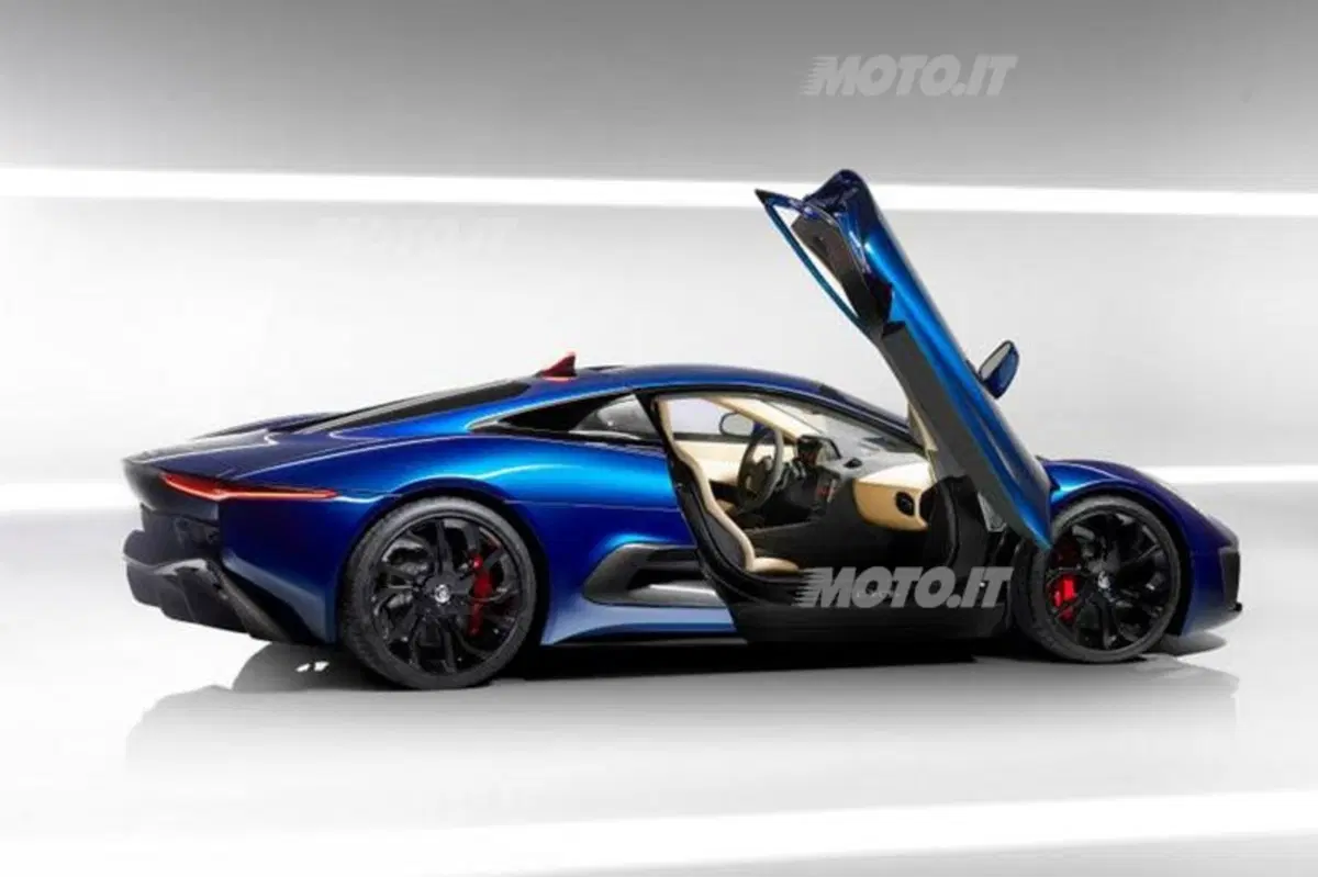 Jaguar C-X75: nuove immagini del prototipo (3)