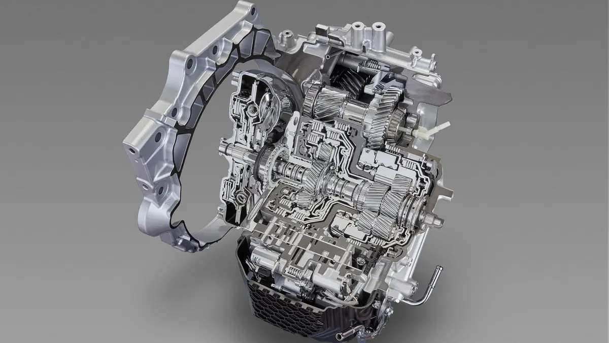 Toyota: in arrivo novità per motori, cambi e powertrain ibridi (3)