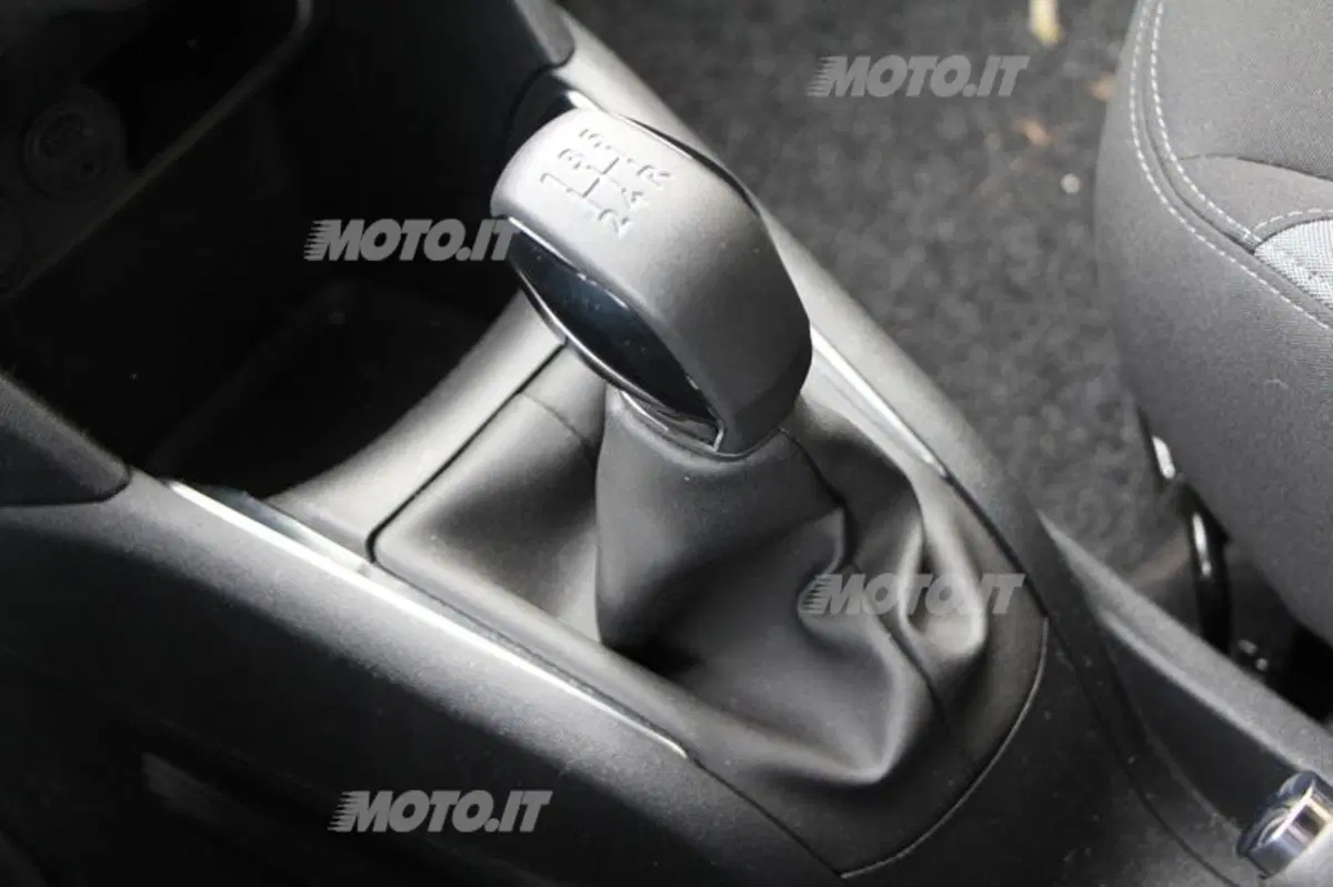 Peugeot 208 1.6 e-HDi (33)
