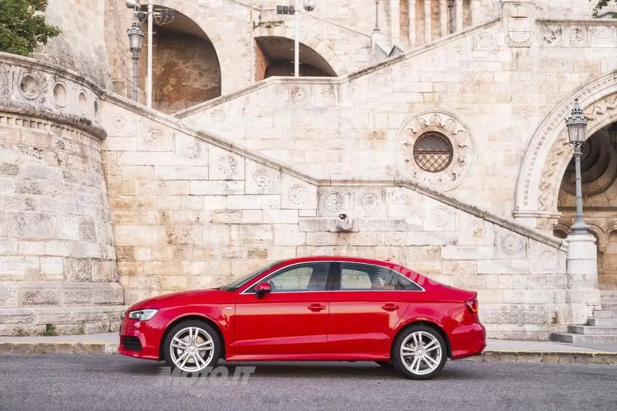 Audi A3 Sedan (15)
