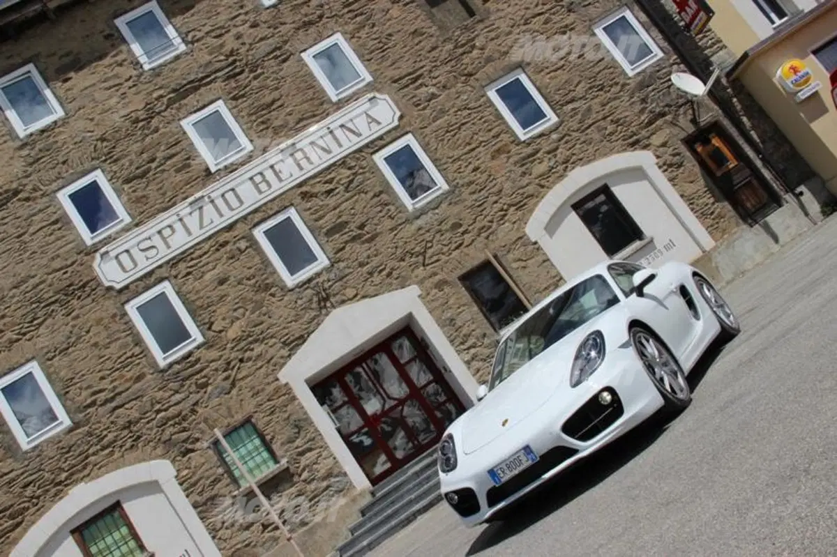 Porsche: alla scoperta della Svizzera con 911 e Cayman. Day 1 (22)
