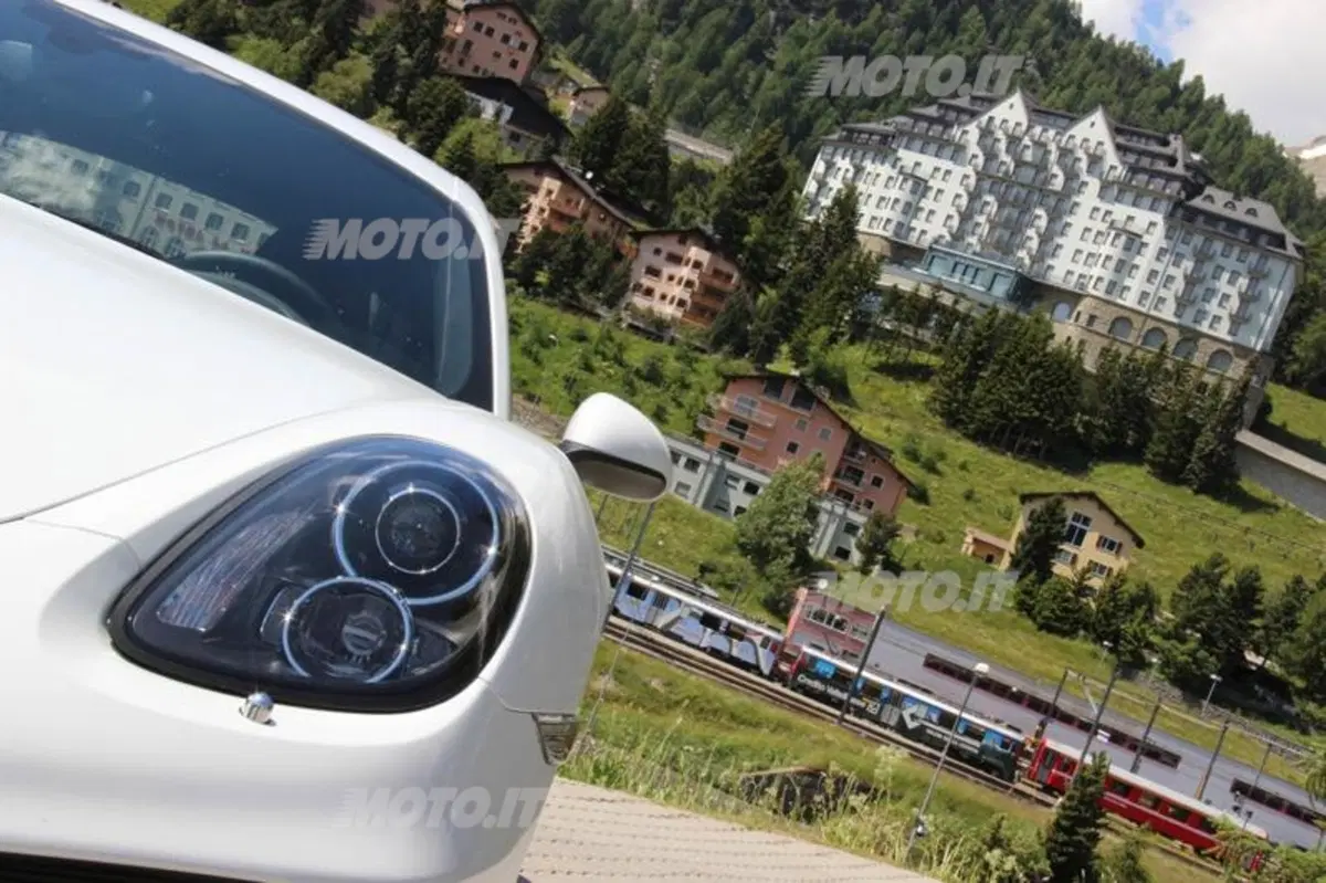 Porsche: alla scoperta della Svizzera con 911 e Cayman. Day 1 (30)