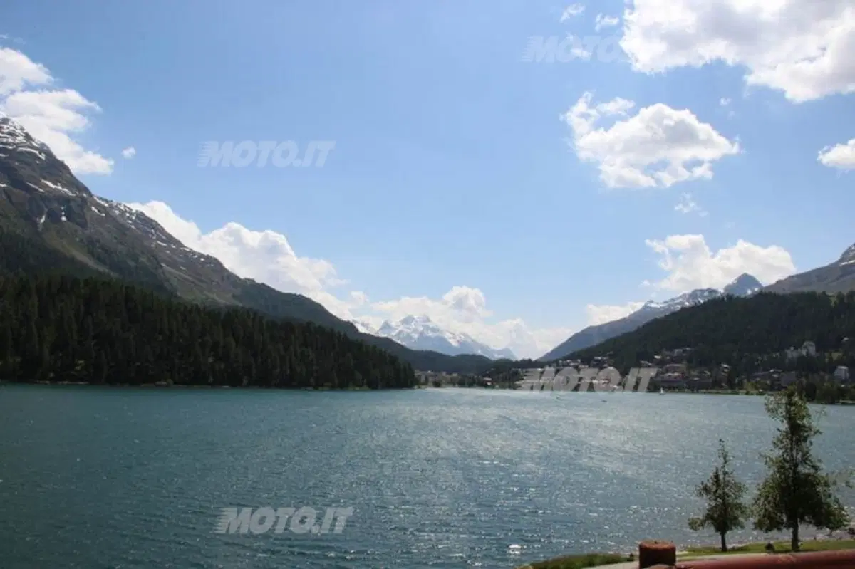 Porsche: alla scoperta della Svizzera con 911 e Cayman. Day 1 (37)