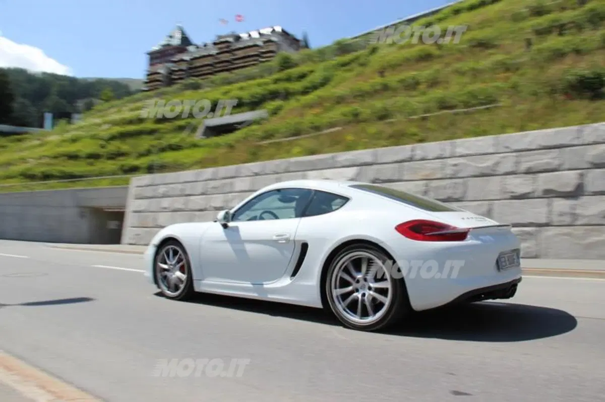 Porsche: alla scoperta della Svizzera con 911 e Cayman. Day 1 (61)
