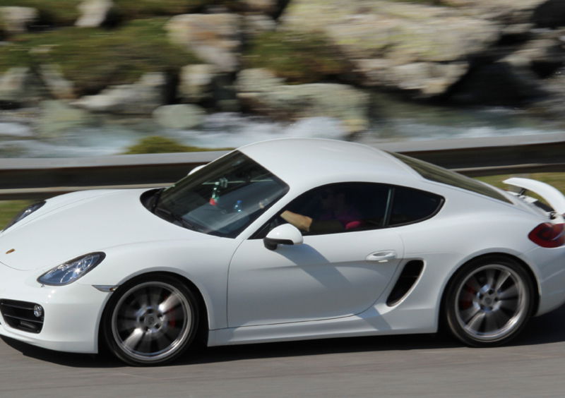 Porsche: alla scoperta della Svizzera con 911 e Cayman. Day 2