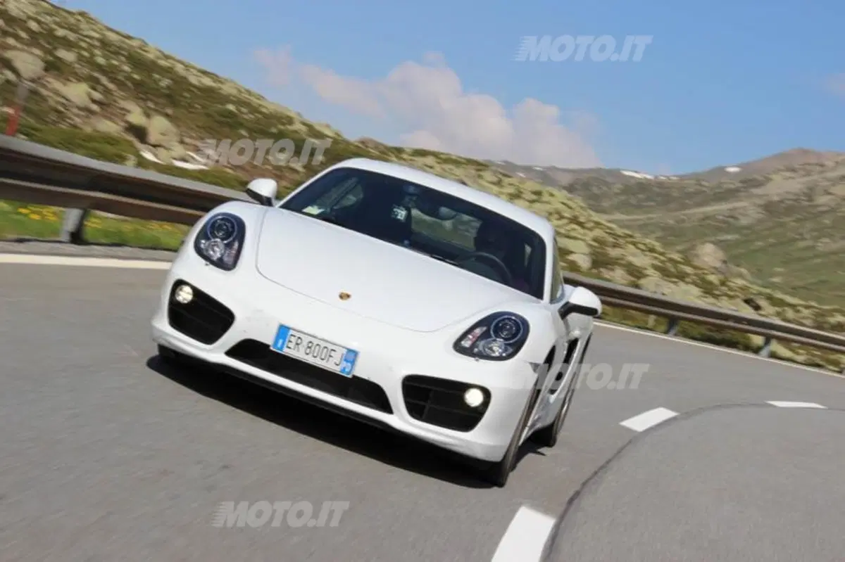 Porsche: alla scoperta della Svizzera con 911 e Cayman. Day 2 (7)