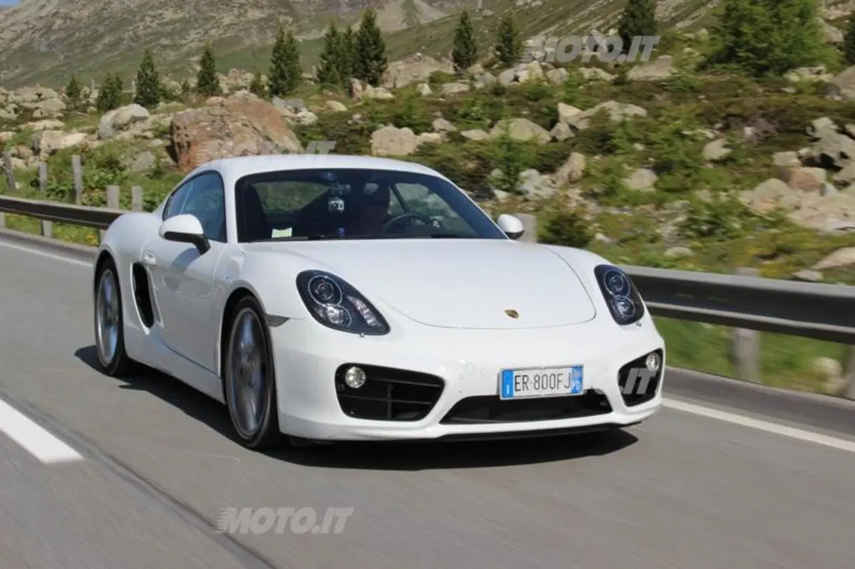 Porsche: alla scoperta della Svizzera con 911 e Cayman. Day 2 (9)