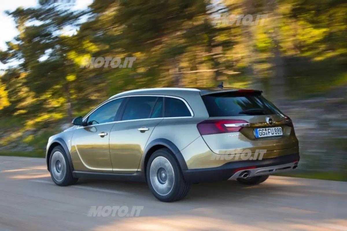 Opel Insignia Country Tourer (3)