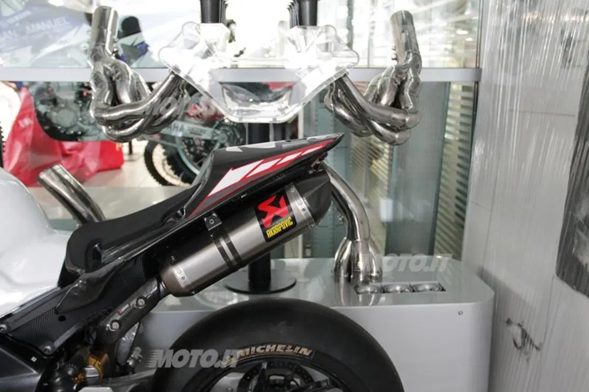 Uroš Rosa: «Akrapovic usa la stessa tecnologia per strada e pista» (7)