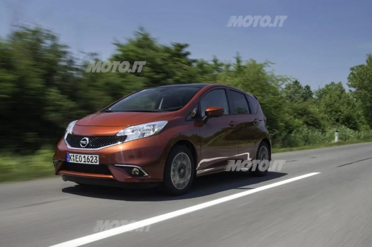 Nissan Note (5)
