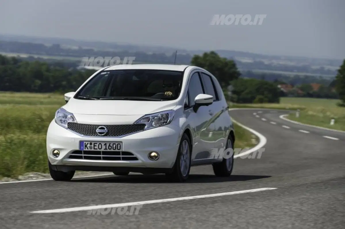 Nissan Note (9)