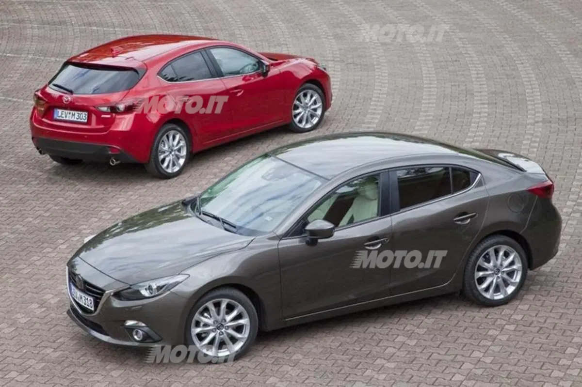 Nuova Mazda3 Sedan: prime immagini ufficiali (4)