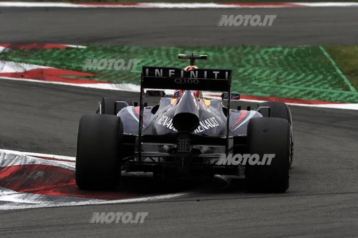 F1 Germania 2013: Vettel guida la seconda sessione di libere (15)