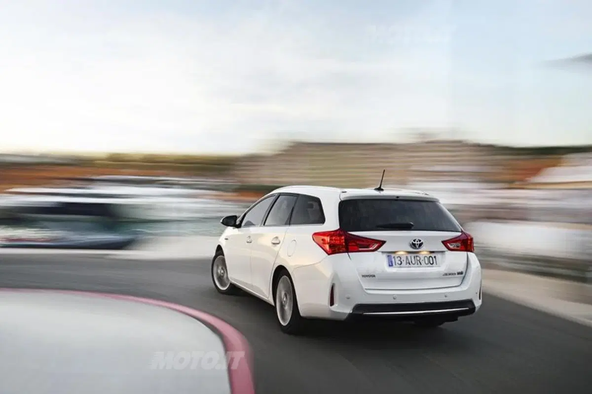 Toyota Auris Touring Sports (3)