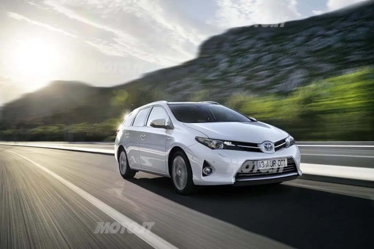 Toyota Auris Touring Sports (9)