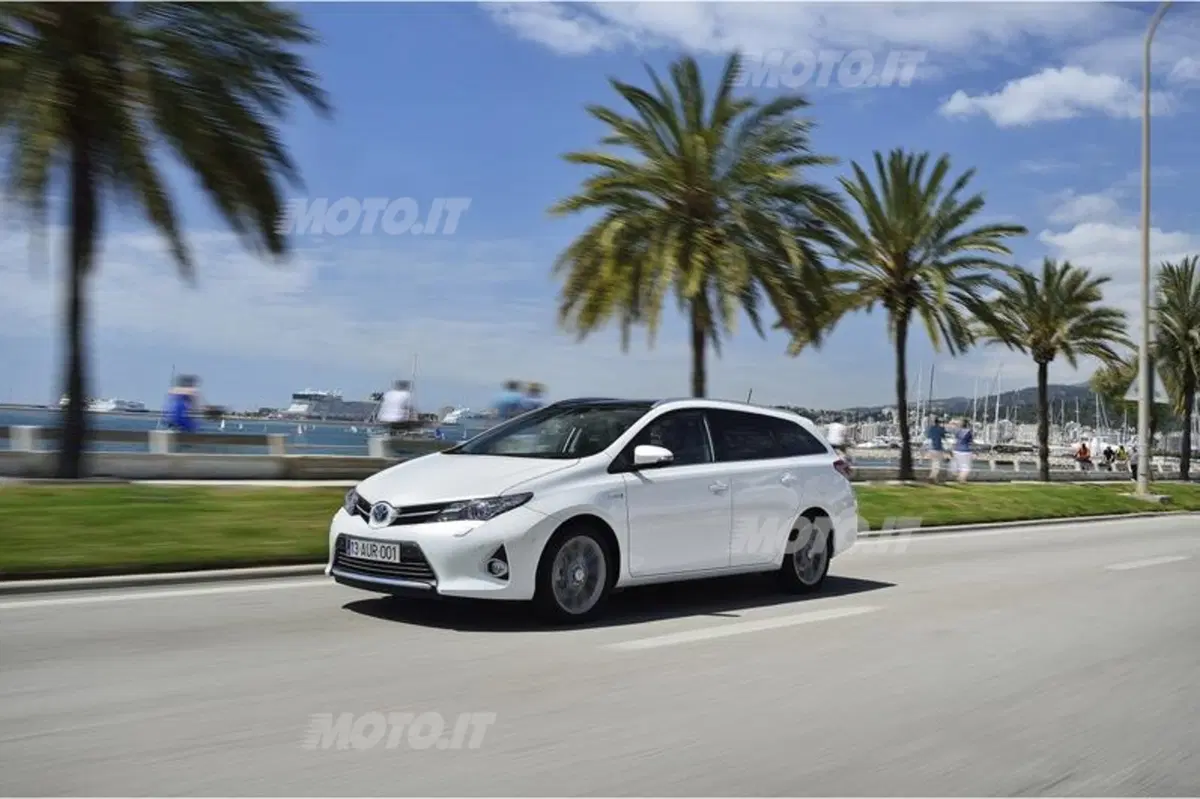 Toyota Auris Touring Sports (14)
