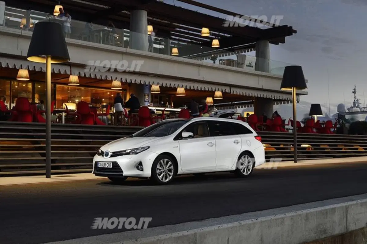Toyota Auris Touring Sports (18)