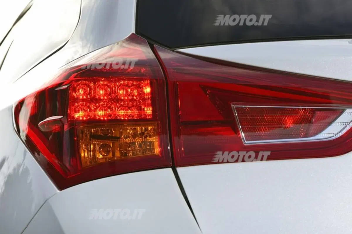 Toyota Auris Touring Sports (36)