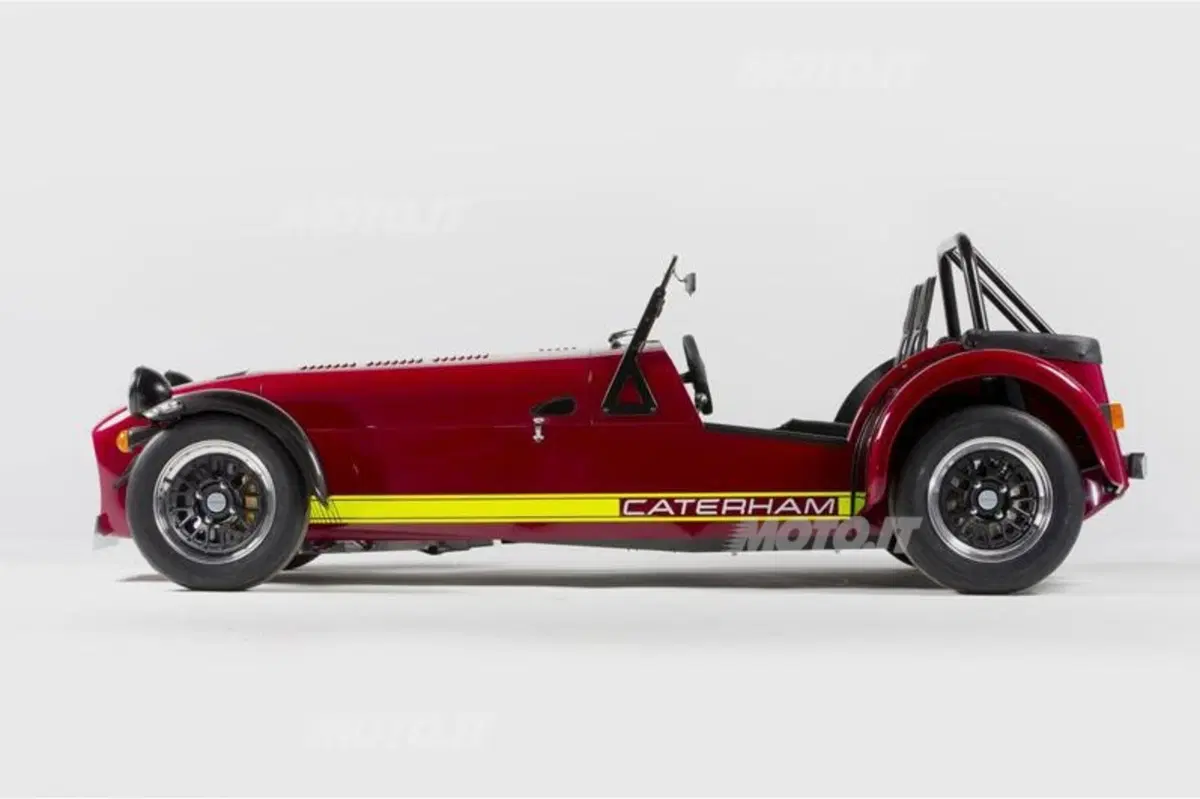Caterham Seven 620R (2)