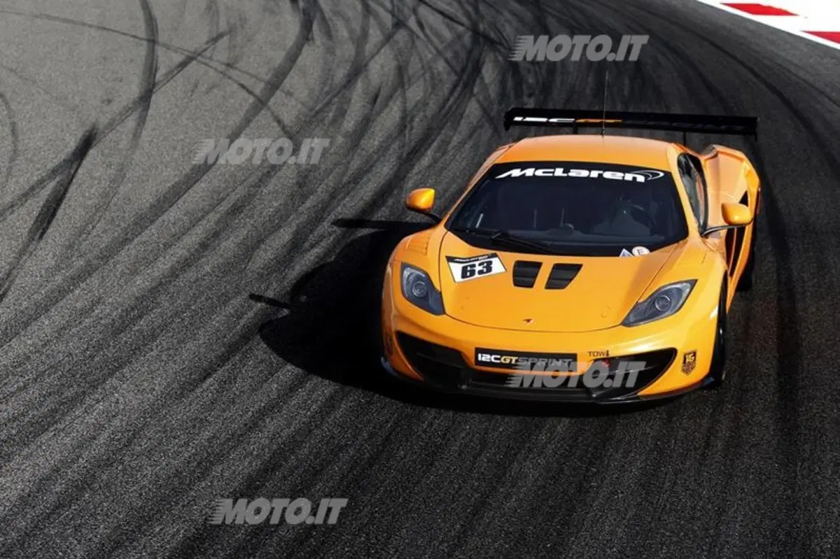 McLaren 12C GT Sprint (3)