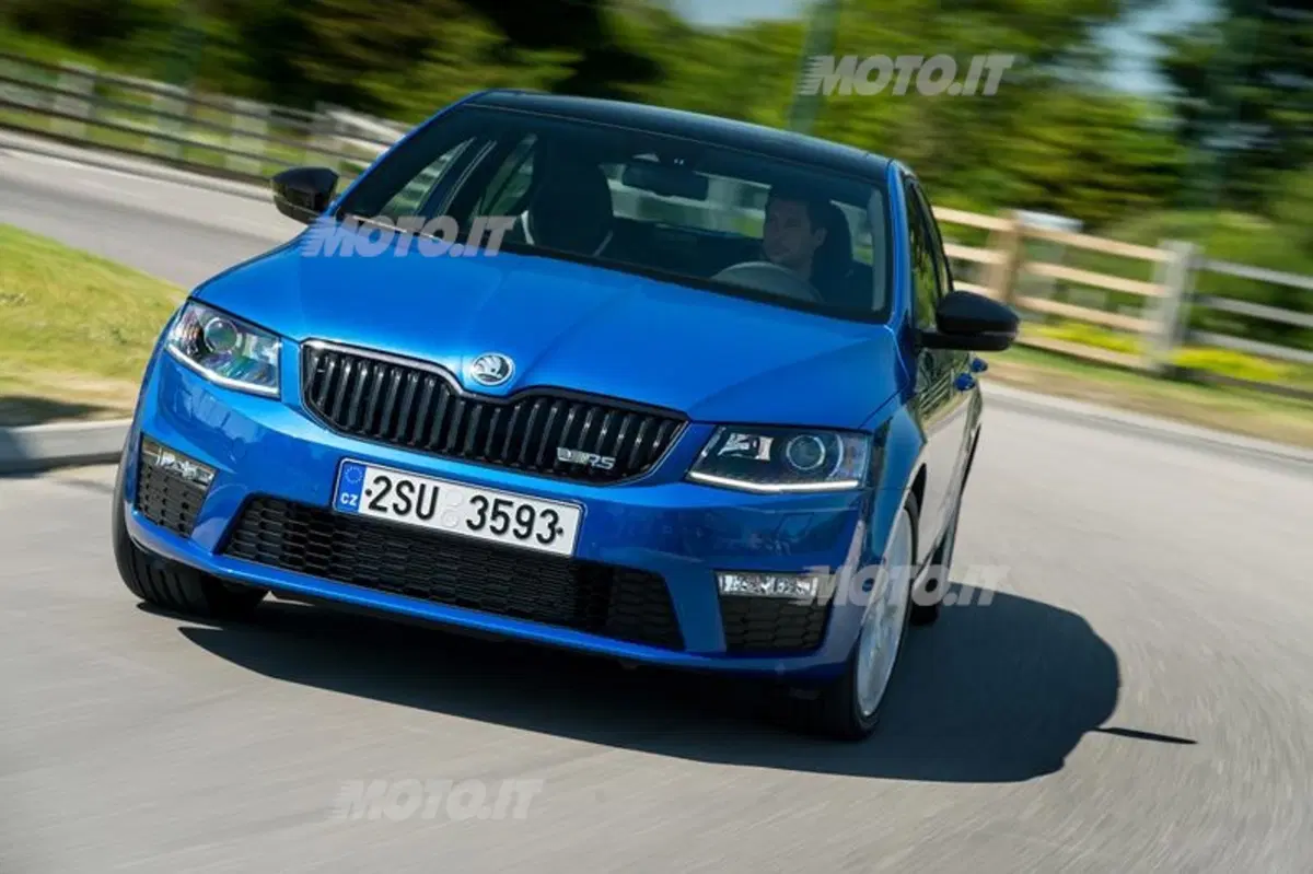 Skoda Octavia RS: tutte le immagini e le informazioni ufficiali (7)