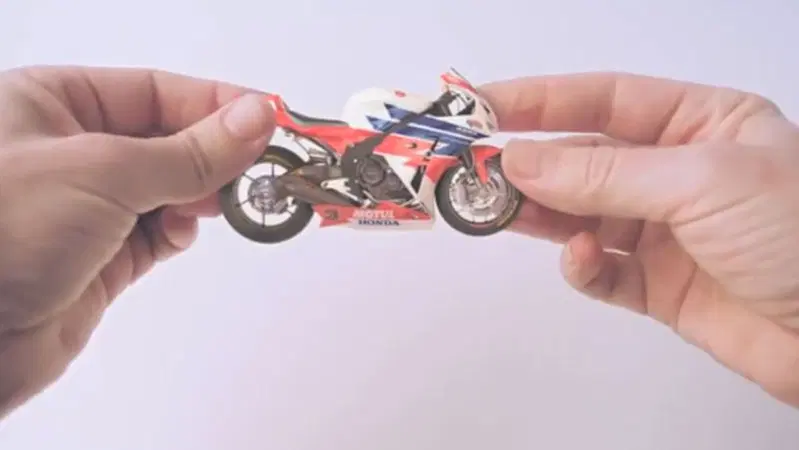 Honda: l'intero impegno della Casa di Tokyo in uno spot di 2 minuti - Video