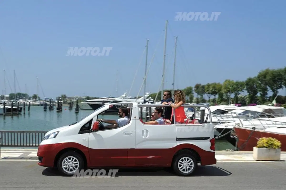 Nissan Evalia C (5)