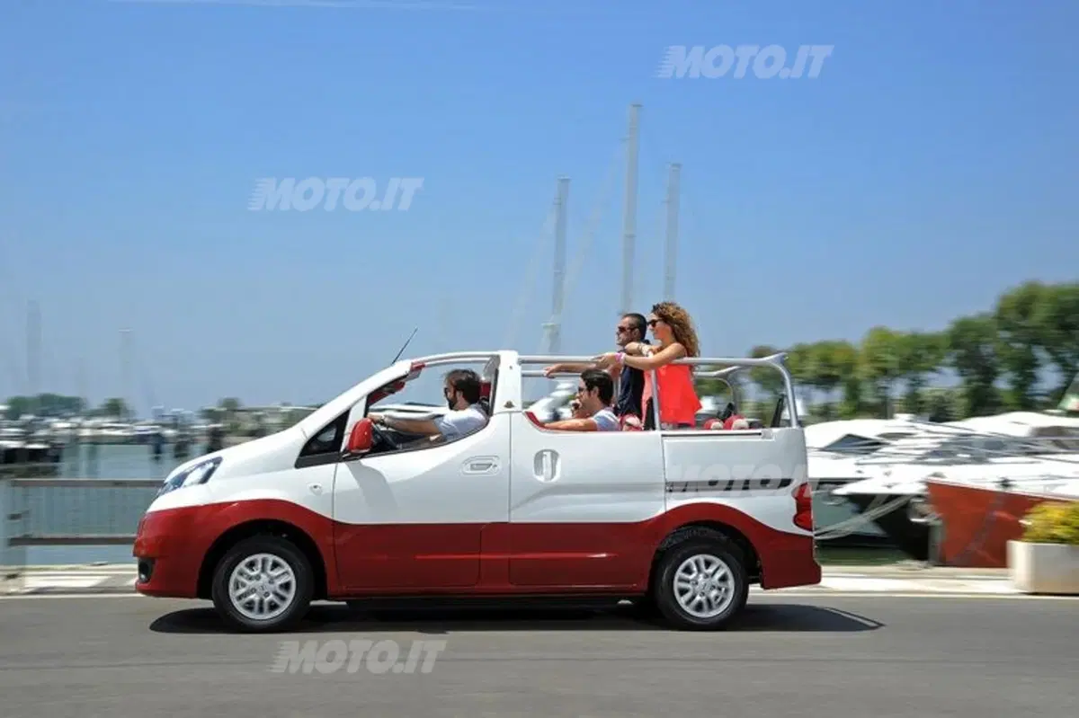Nissan Evalia C (7)
