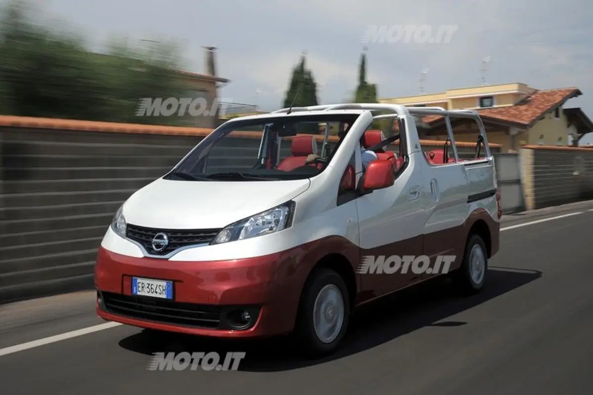 Nissan Evalia C (17)