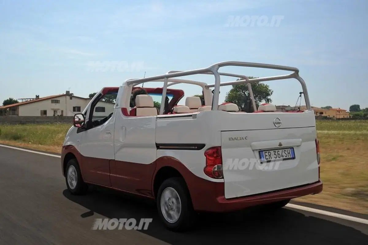 Nissan Evalia C (19)
