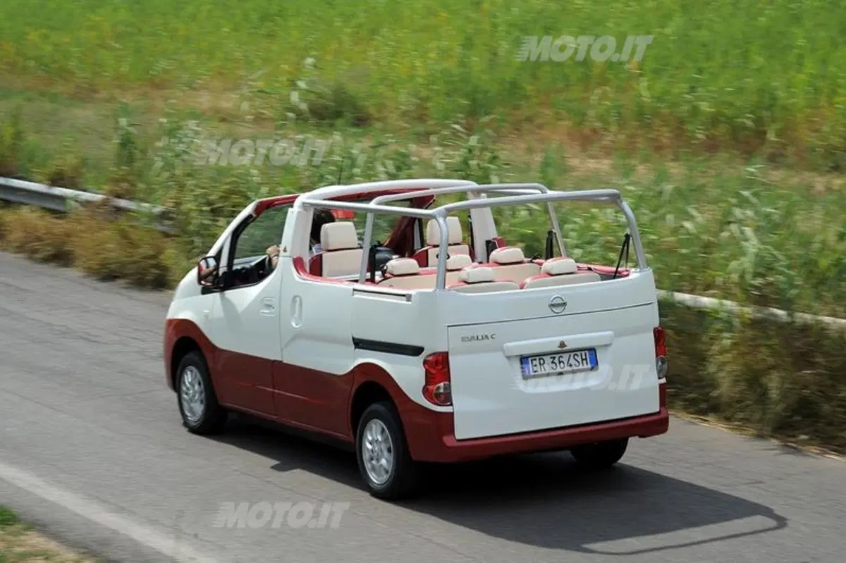 Nissan Evalia C (22)