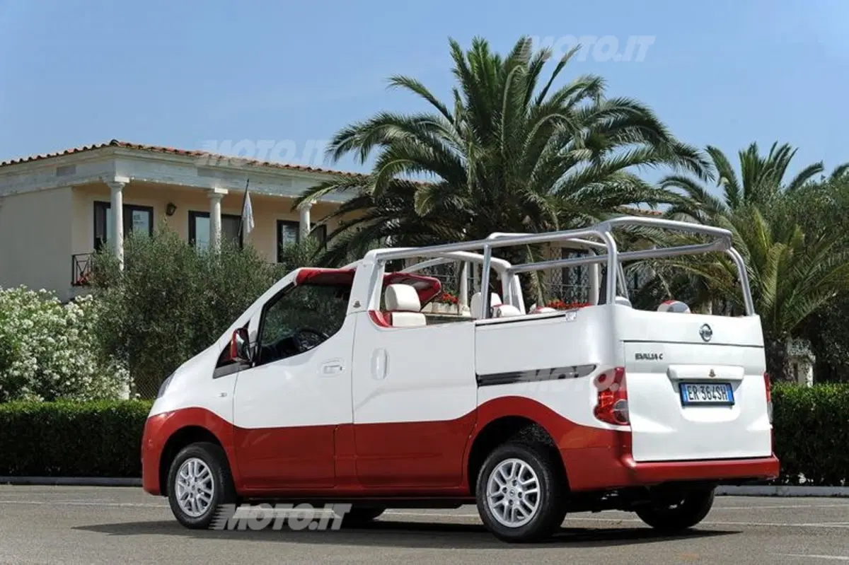 Nissan Evalia C (27)