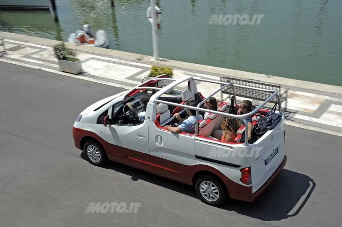 Nissan Evalia C (29)
