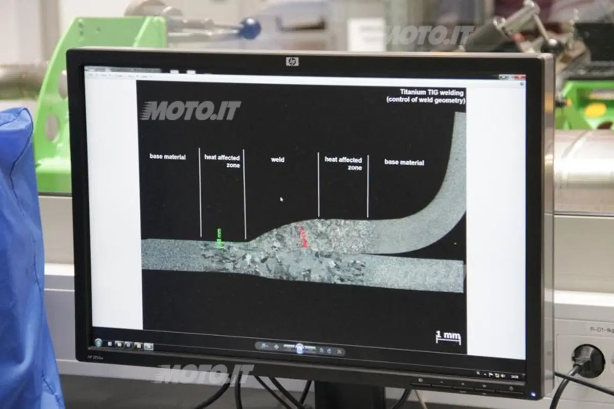 Akrapovic: come nasce uno scarico ad elevate performances (22)