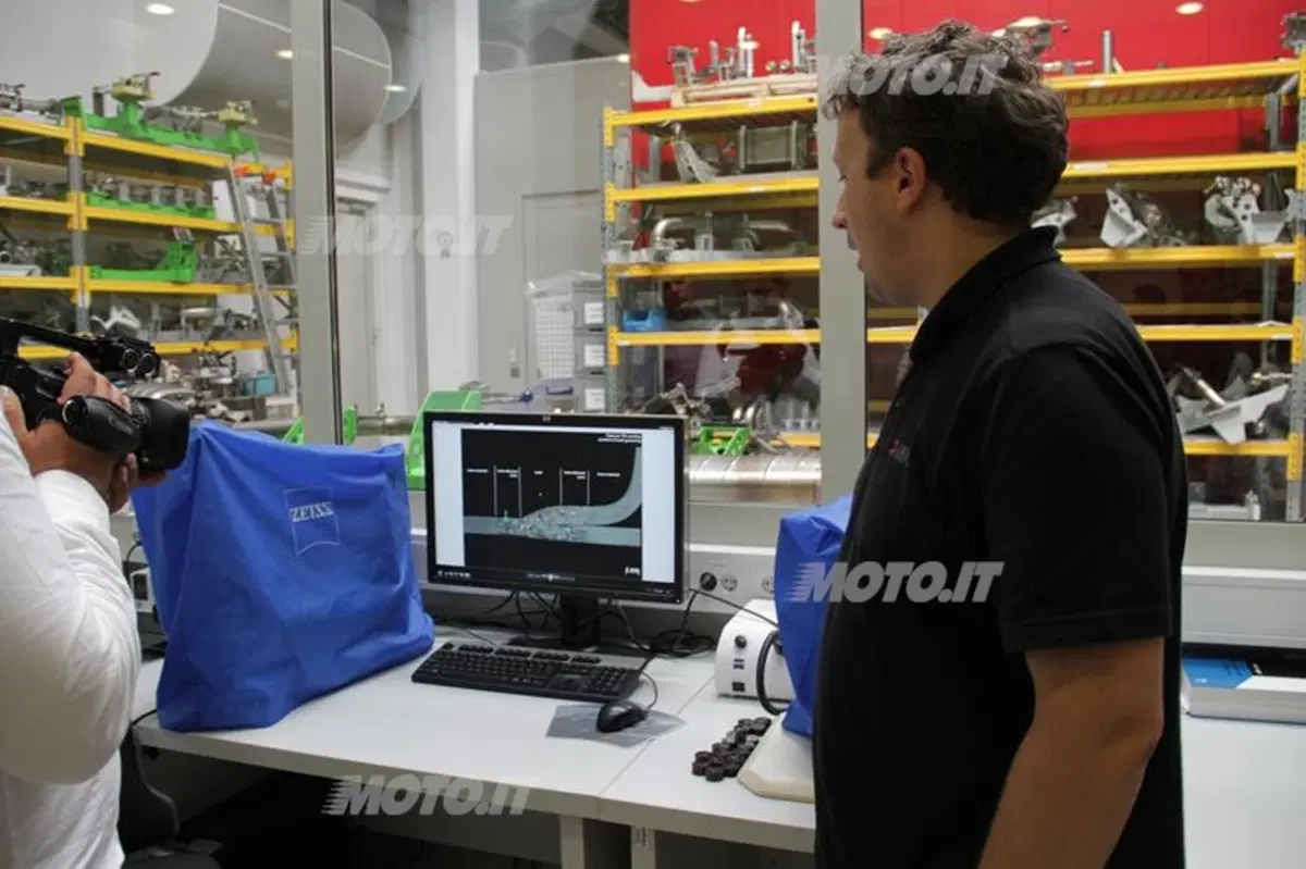 Akrapovic: come nasce uno scarico ad elevate performances (23)