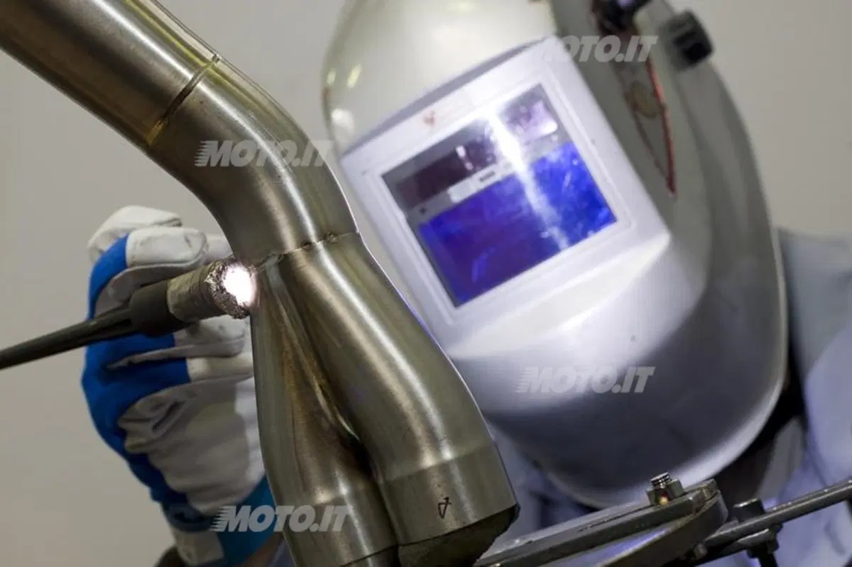 Akrapovic: come nasce uno scarico ad elevate performances (35)