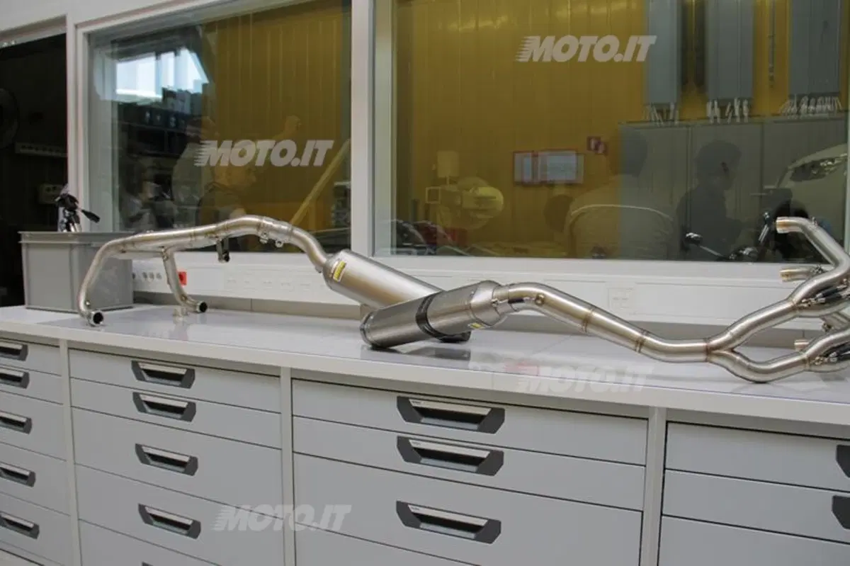 Akrapovic: come nasce uno scarico ad elevate performances (52)