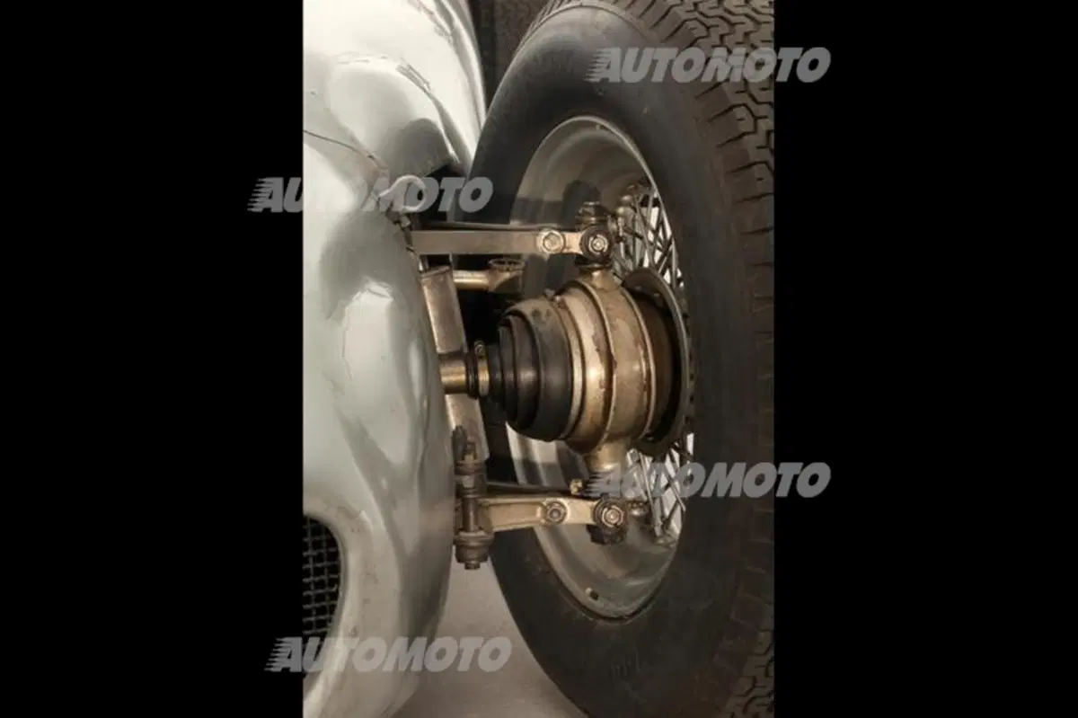 Battuta all'asta la Mercedes di Fangio a oltre 22 milioni. E' record (5)