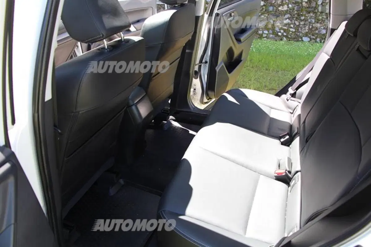 Subaru Forester 2.0i-L Exclusive (36)