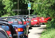 Mazda MX-5: il viaggio al raduno del record in Olanda - Video