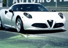 Alfa Romeo 4C: su strada e in pista con Marc Gené - Video