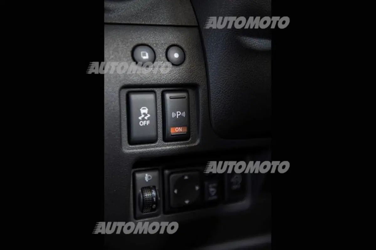 Nissan Micra restyling (48)
